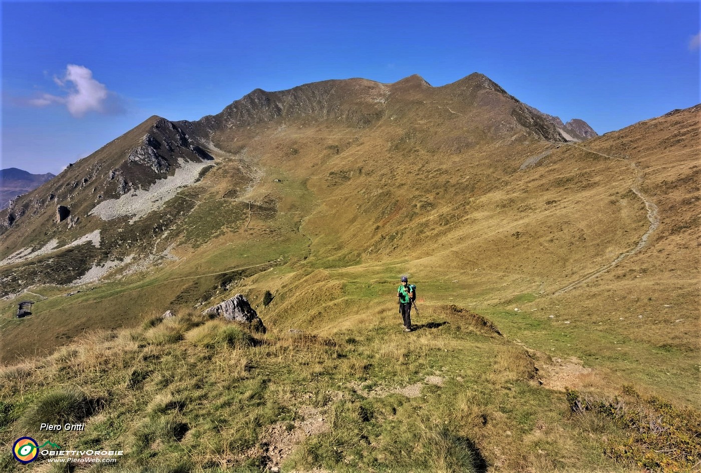 16 Vista verso Passo di Tartano-Cima di Lemma che faremo nel pomeriggio.jpg